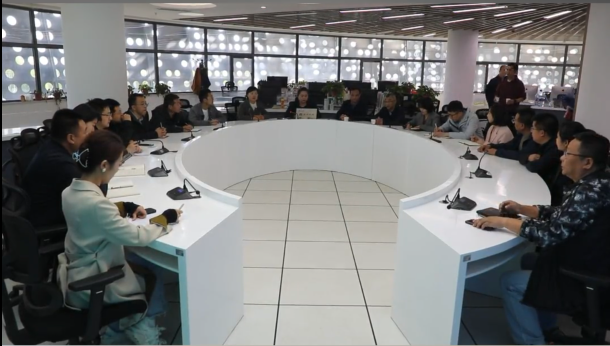 市人大常委会机关年轻干部学习小组赴市融媒体中心参观学习