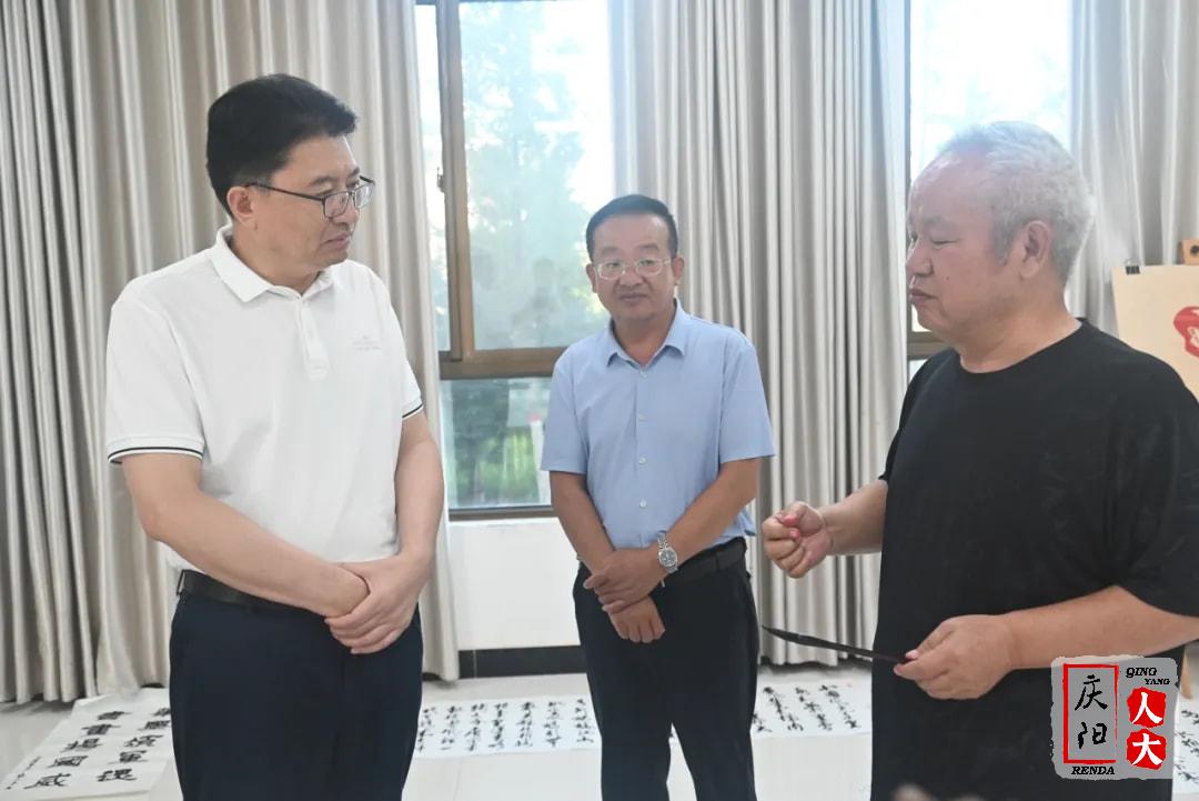 赵立新调研民政工作